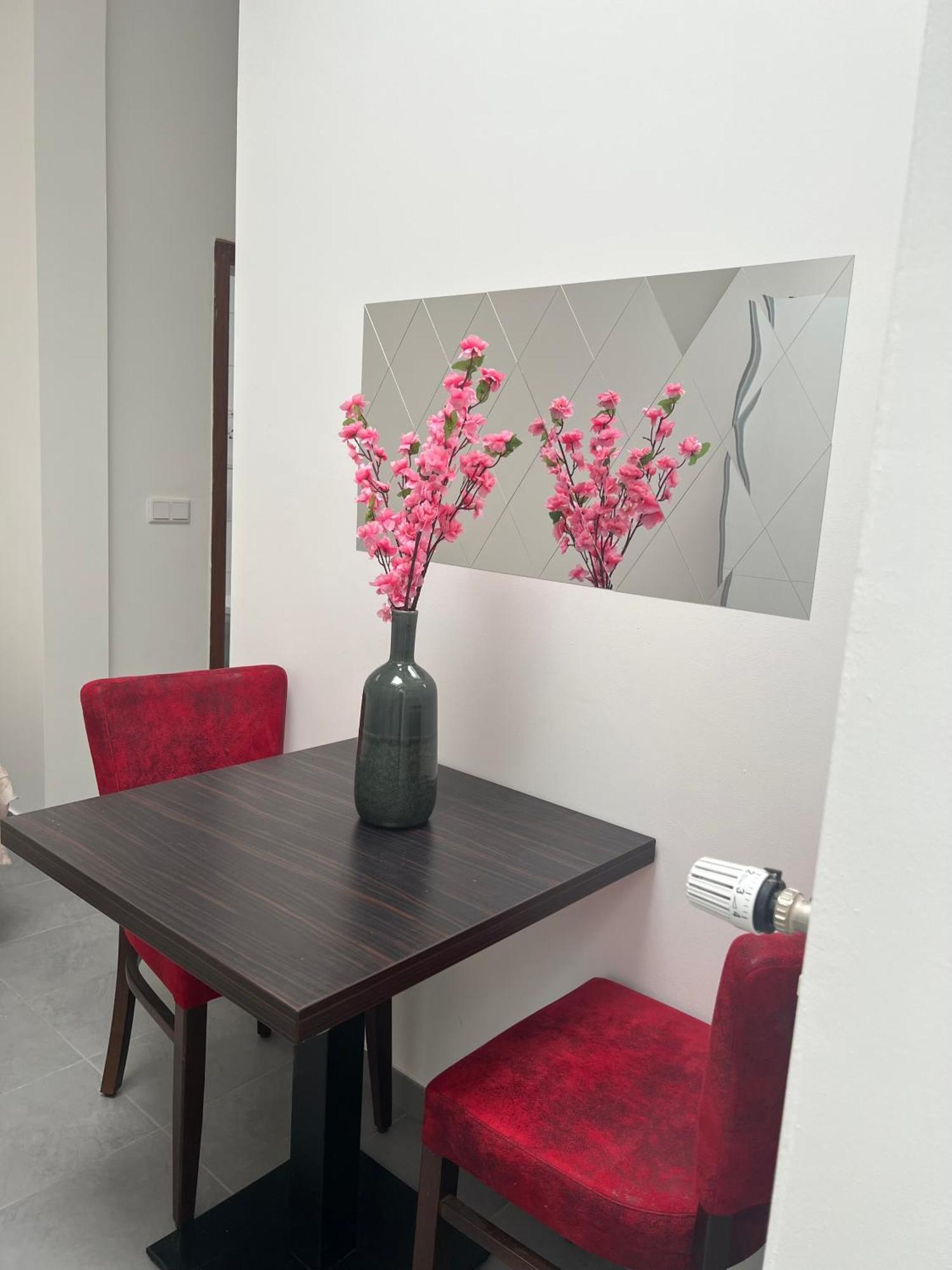 Apartamento Sonnenblume Residenz Oftersheim Exterior foto