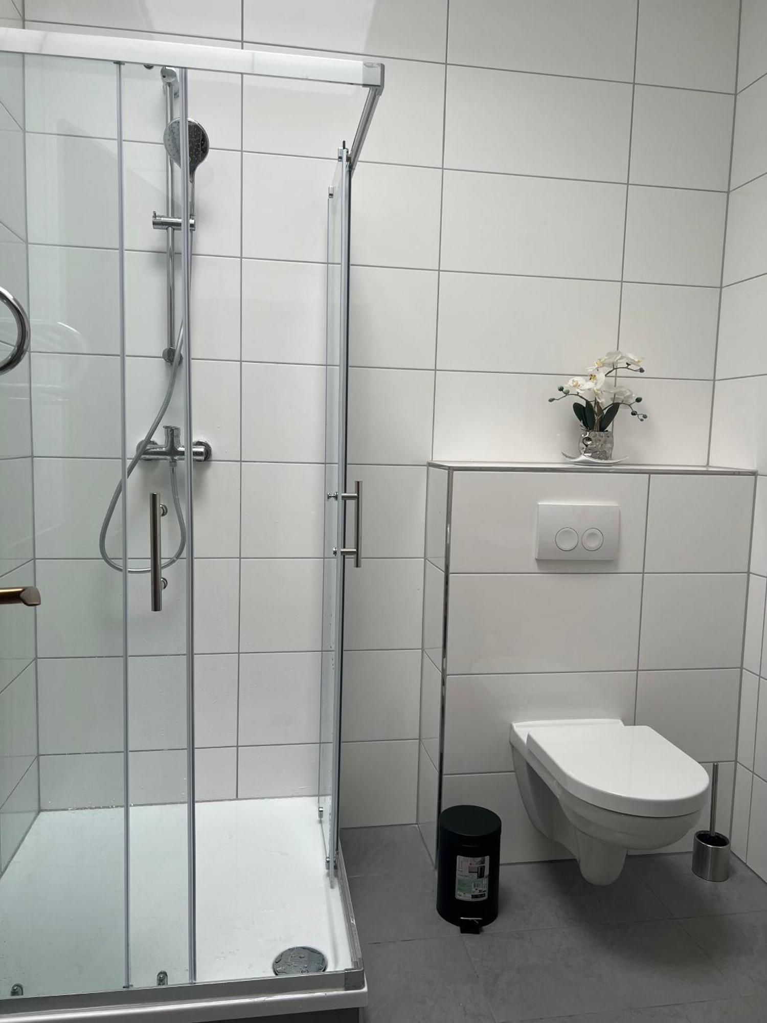 Apartamento Sonnenblume Residenz Oftersheim Exterior foto